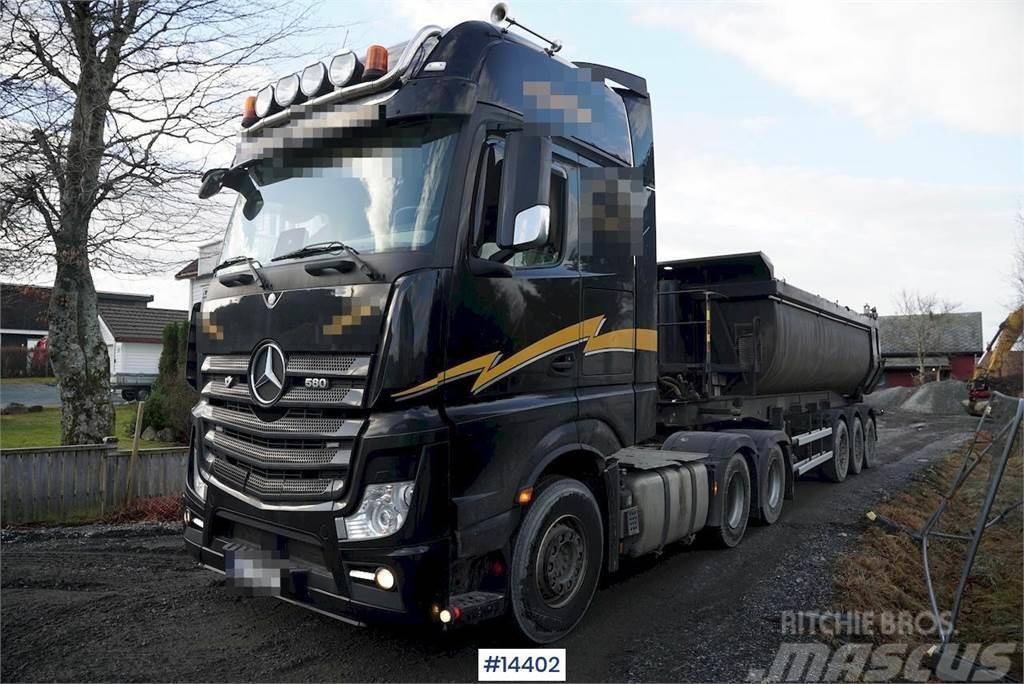 Mercedes-Benz Actros 2653 6x4 Truck w/ hydraulics. Trekkvogner