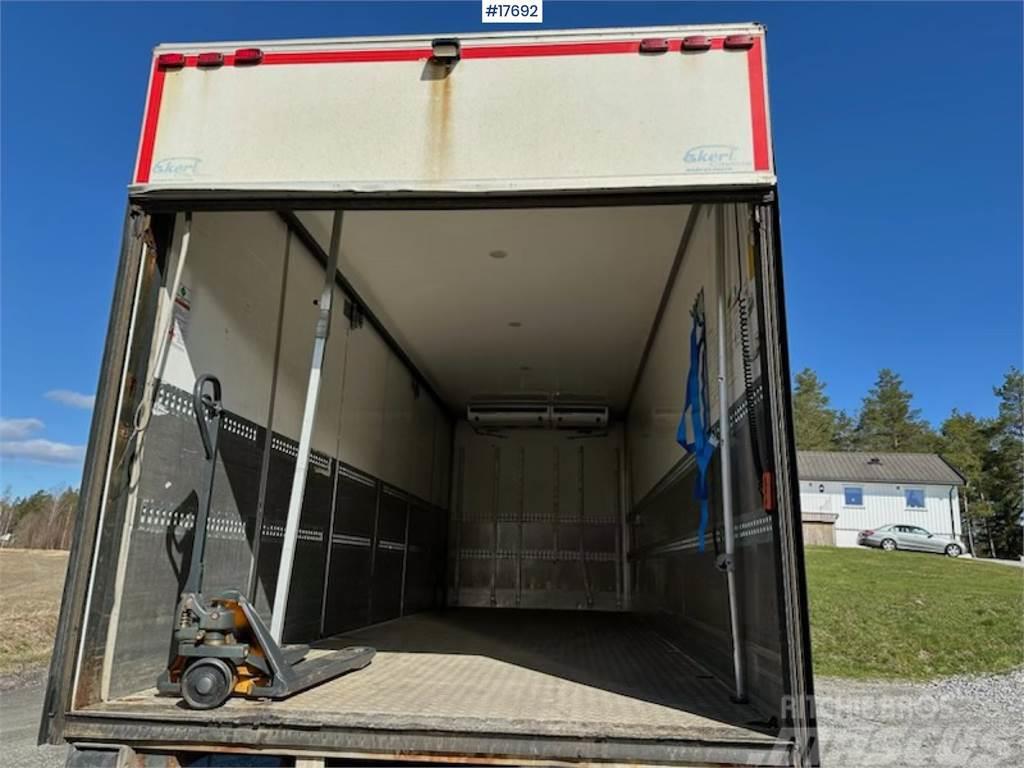 Mercedes-Benz Actros 4x2 Box truck w/ full side opening and frid Skapbiler