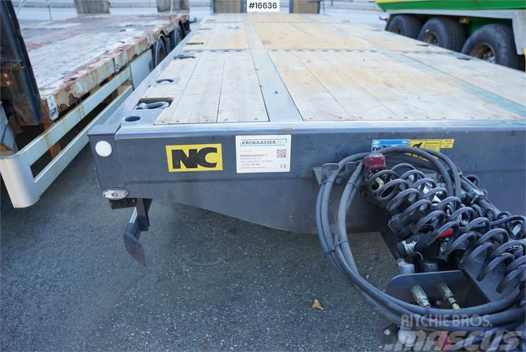 NC 3 axle machine trailer that is little used Andre hengere