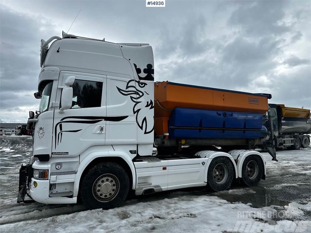 Scania R580 6x4 snow rigged Truck w/ Carnehl Asphalt semi Trekkvogner