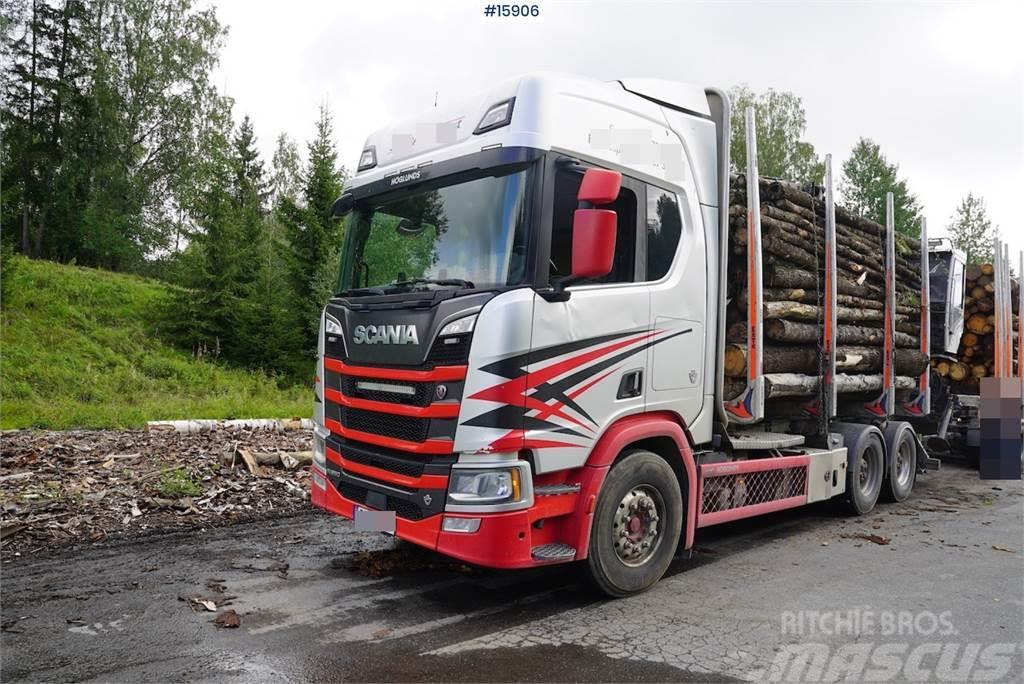 Scania R650 6x4 timber truck with crane Tømmerbiler