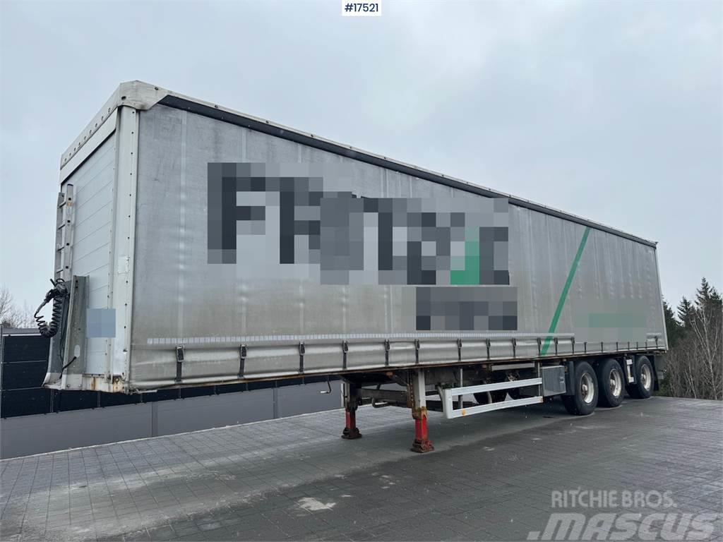 Schmitz Cargobull semi-trailer. Andre semitrailere