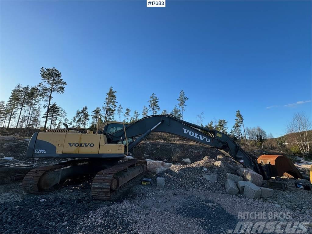 Volvo EC290CL Tracked excavator w/ digging bucket and ch Beltegraver