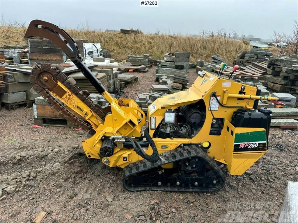 Vermeer RTX250 Trencher SEE VIDEO Annet
