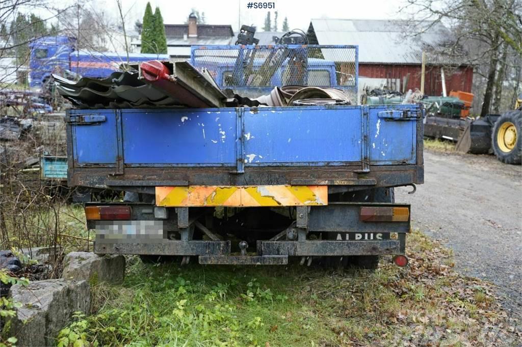Volvo F610 4x2 Old truck with crane REP.OBJECT Kranbil