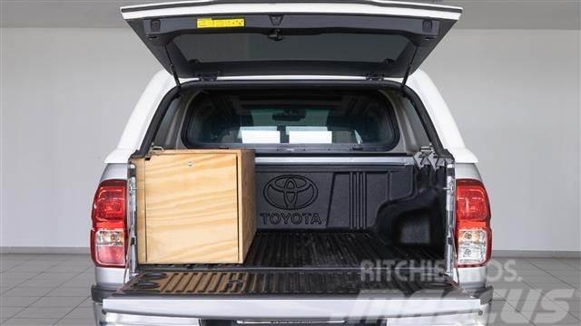 Toyota Hilux Cabina Doble VXL Aut. Varebiler