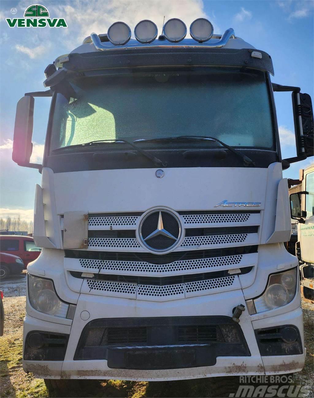 Mercedes-Benz ACTROS 2551 6x2 Chassis