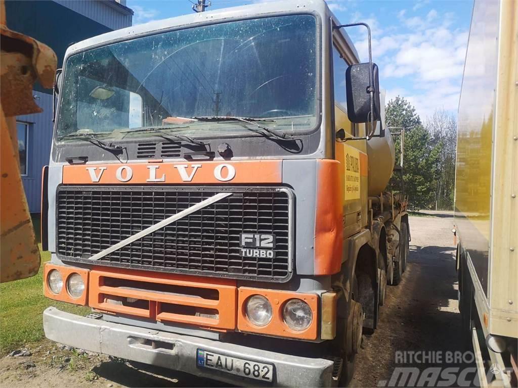 Volvo F12 Only chassis Chassis