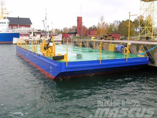  Flat Top  Barge / Pråm / Ponton 18 meter Arbeidsbåter, lektere og pontonger