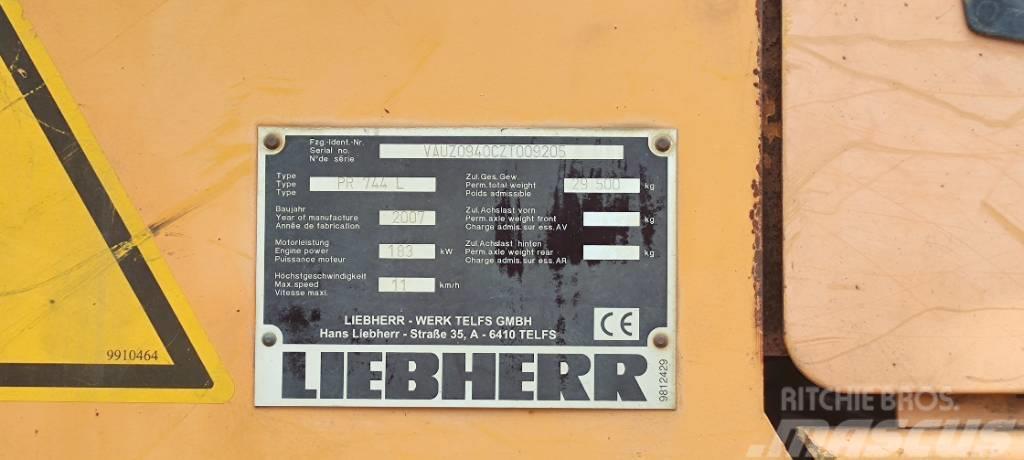 Liebherr PR 744 L Dozere Beltegående