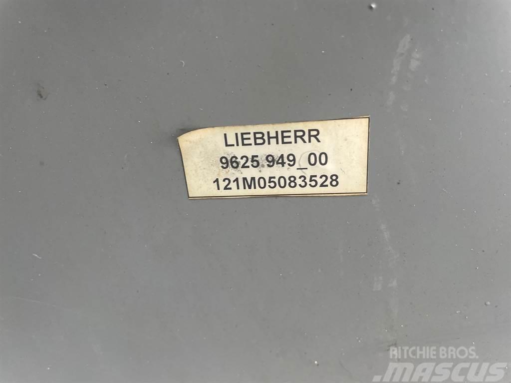 Liebherr A934C-9625949-Stair panel/Trittstufen/Traptreden Chassis og understell