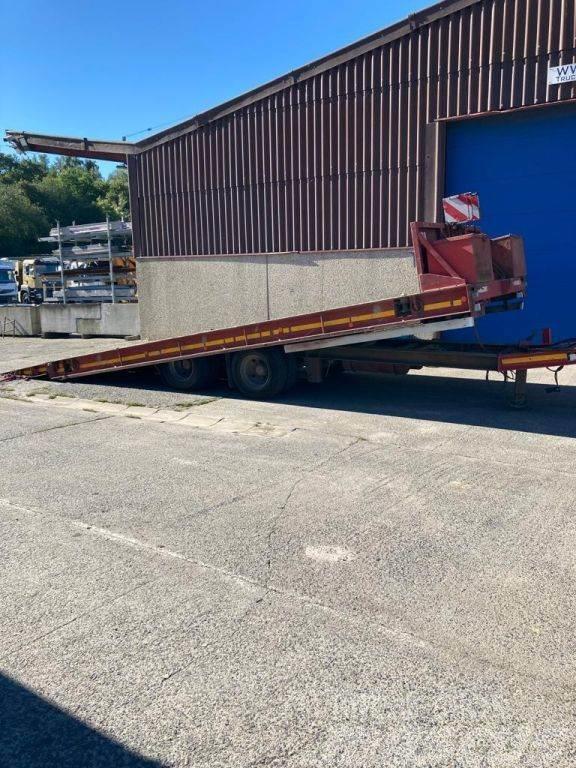 MOL 2 AXLES TIPPING TRAILER WITH RAMPS Maskinhenger
