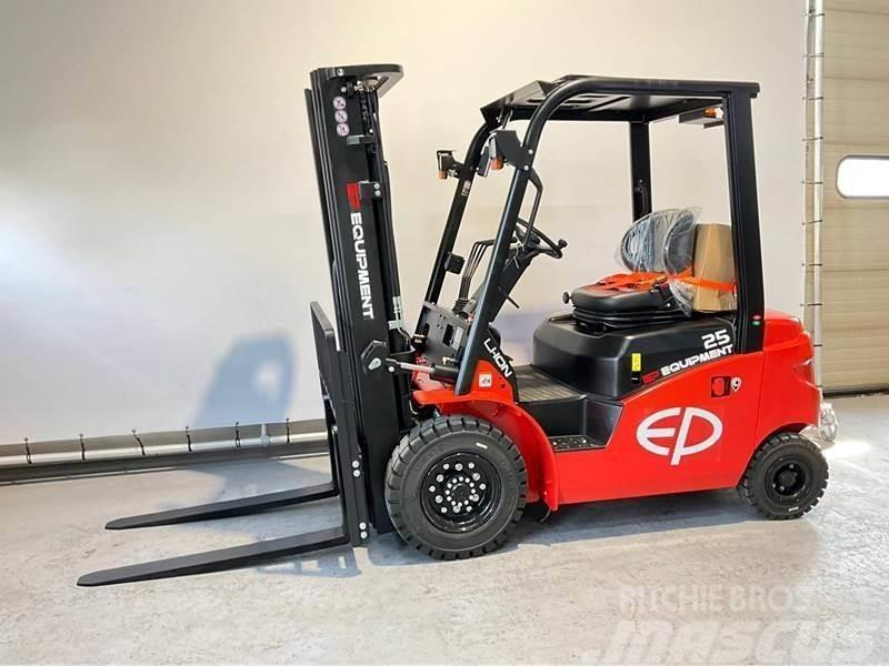 EP EFL253-B met een hefhoogte van 4,8 meter Elektriske trucker