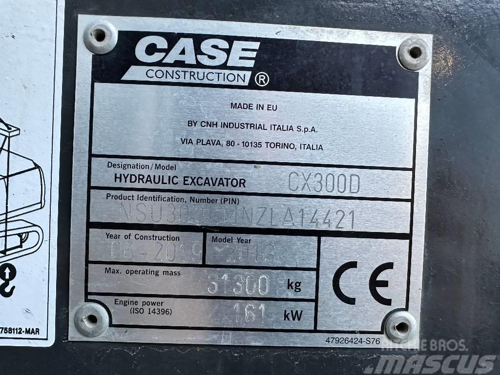 CASE CX 300 D Beltegraver