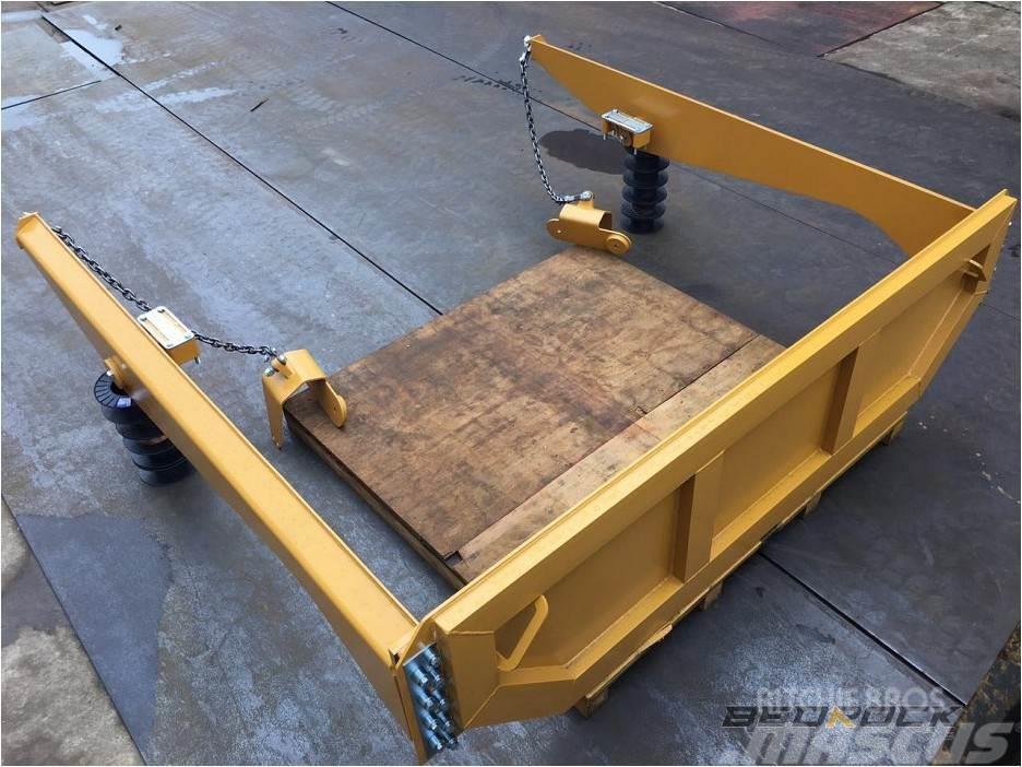 Bedrock Tailgate for CAT 735 Articulated Truck Terrenggående gaffeltruck