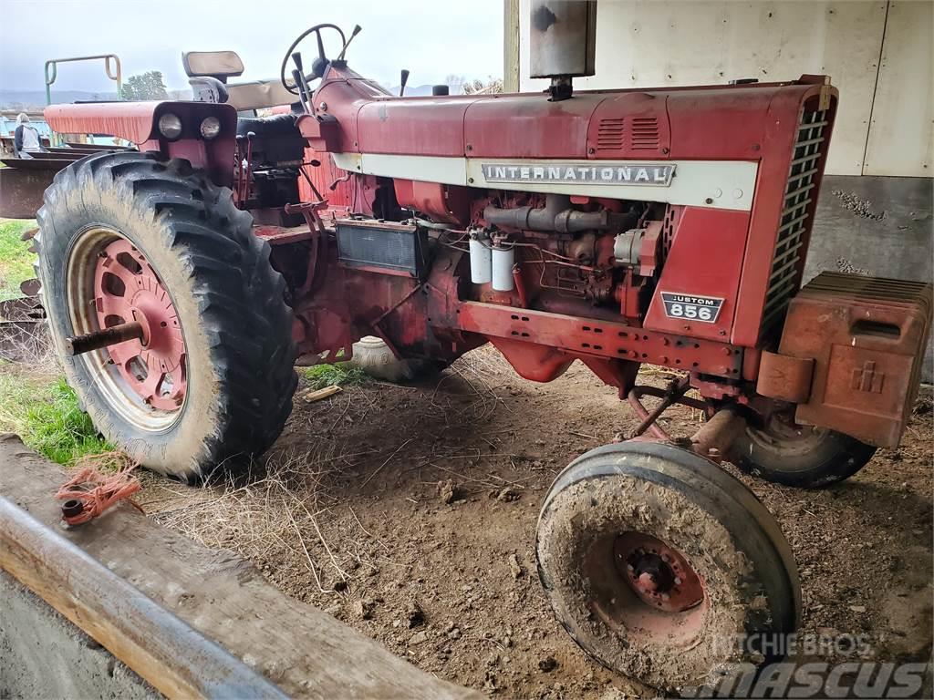 International Farmall 856 Traktorer