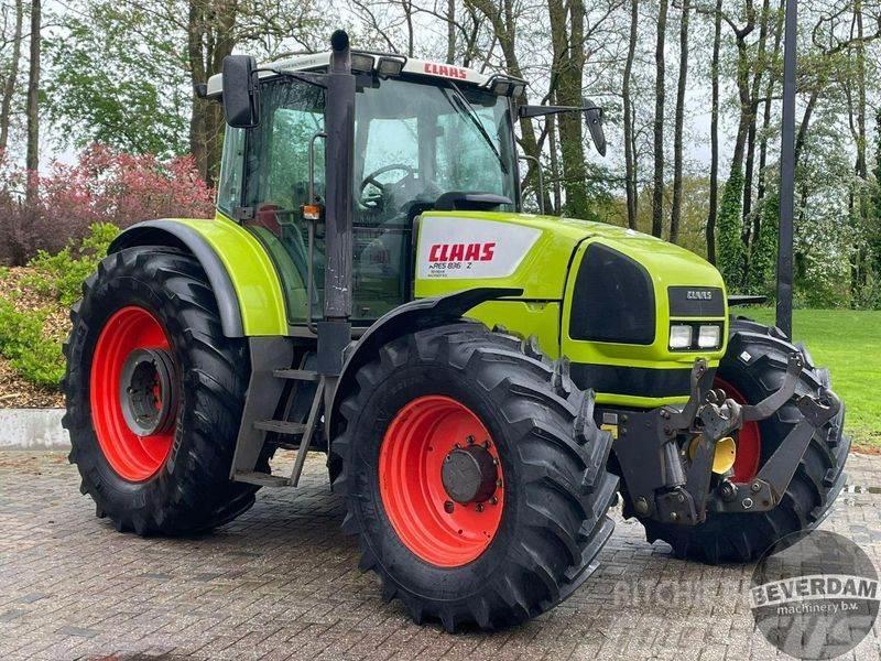 CLAAS 836 RZ Traktorer
