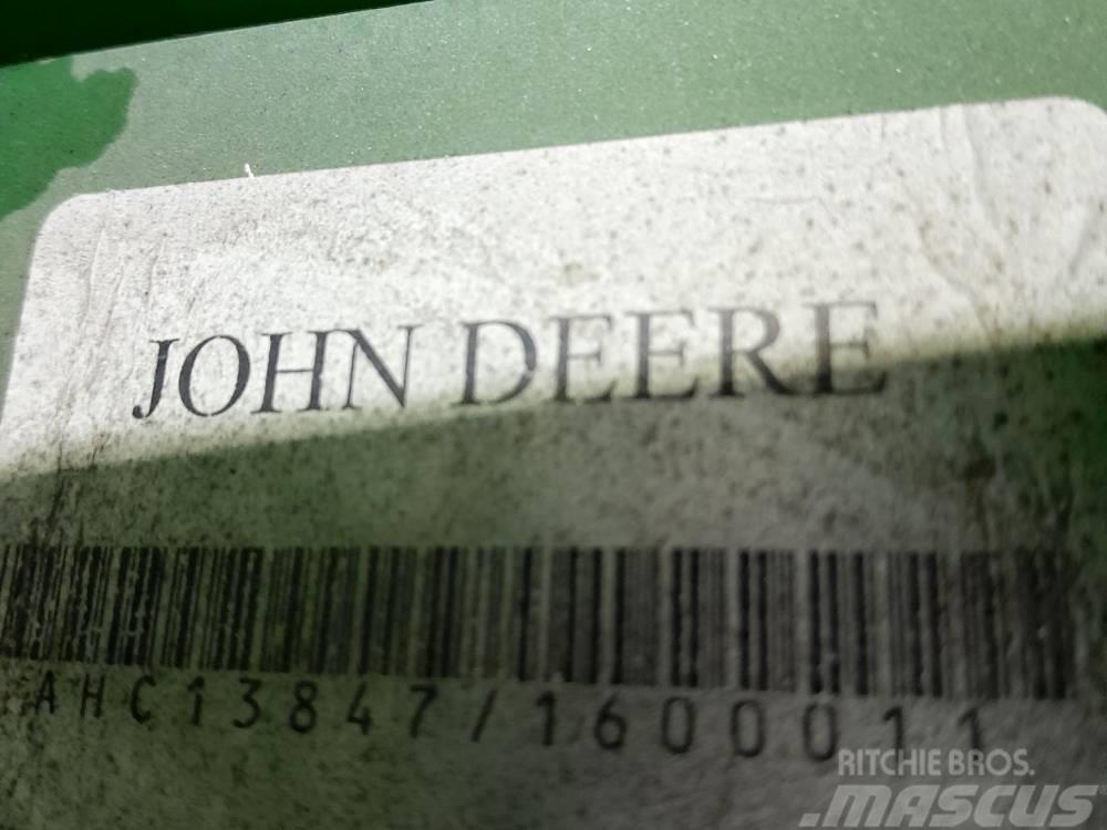 John Deere H 260 Frontlastere og graveredskap