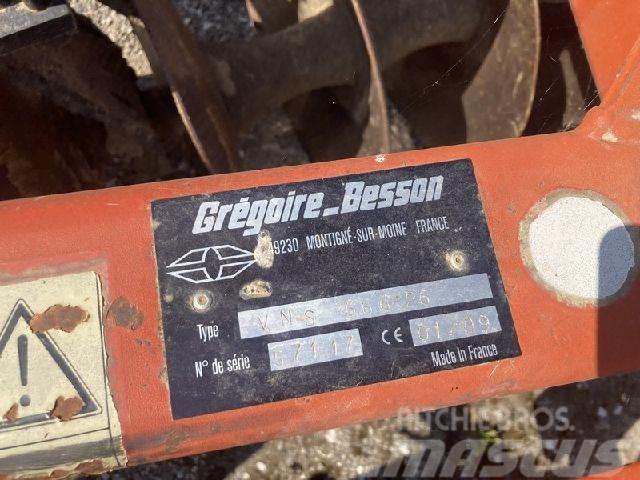 Gregoire Besson VNS 666/26 Jordforbredningsutstyr