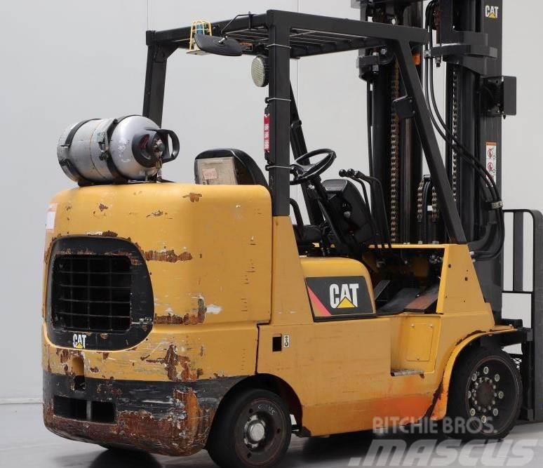 CAT GC45K-SWB Propan trucker