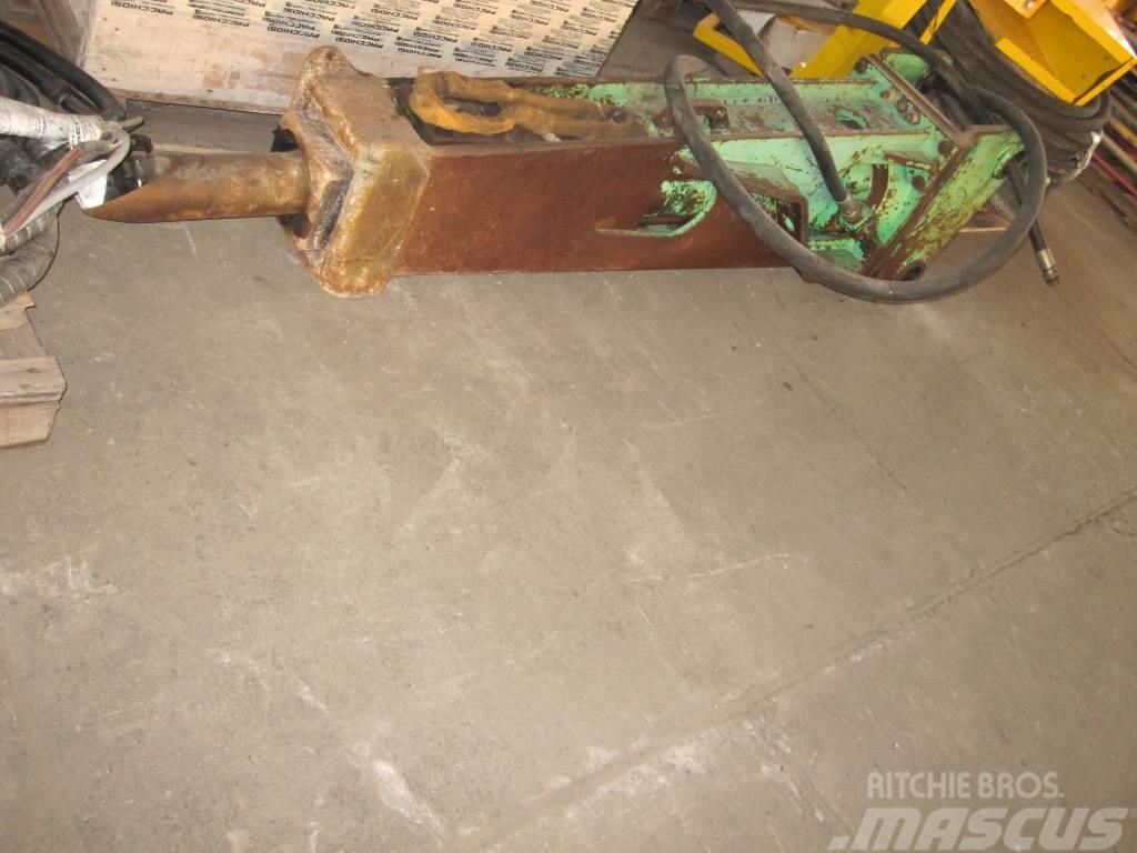 Montabert M 900 Hydrauliske hammere