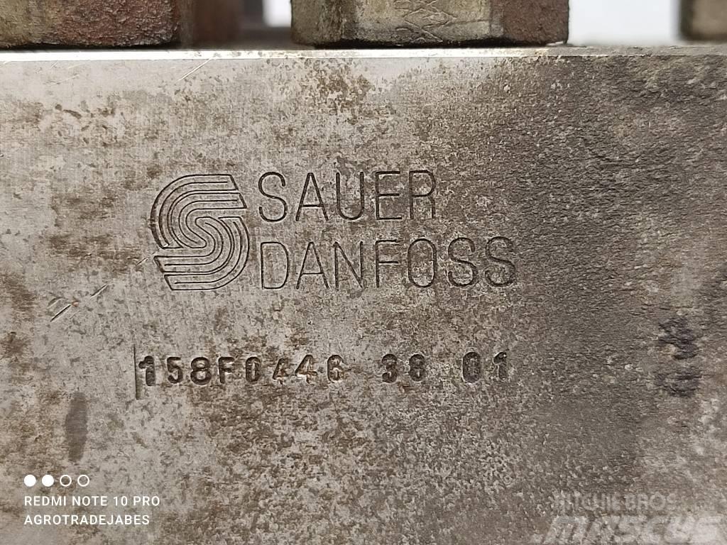 Sauer Danfoss Hydraulic block 158F0446 38 01 Hydraulikk