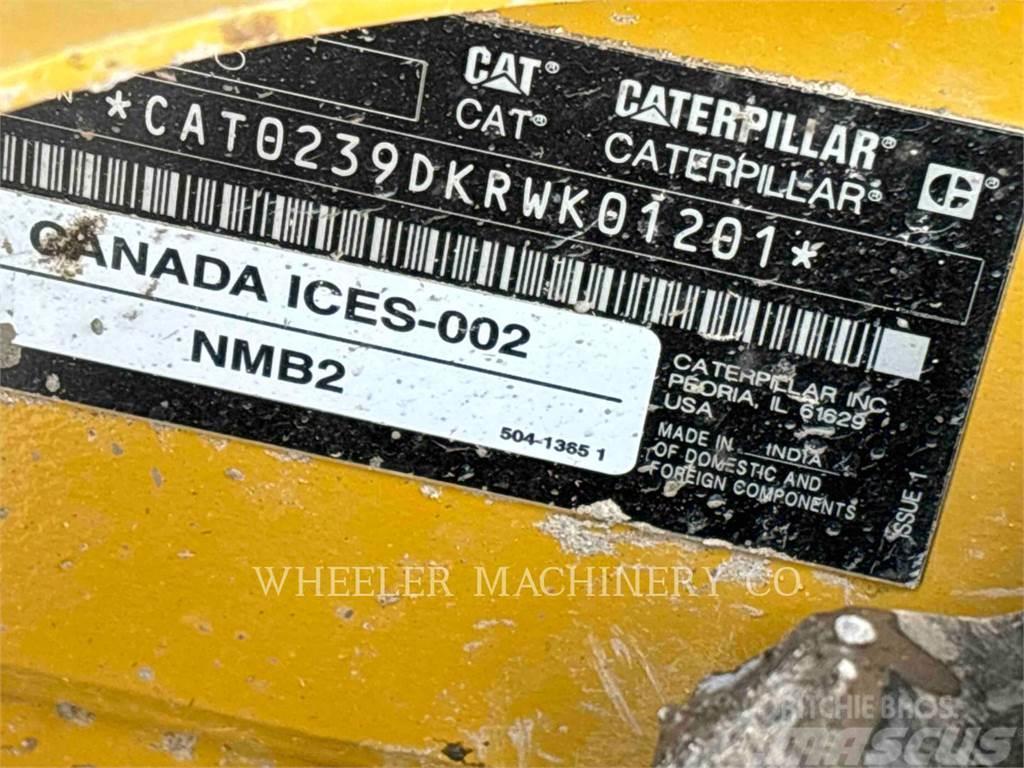 CAT 239D3 C3H2 Kompaktlastere