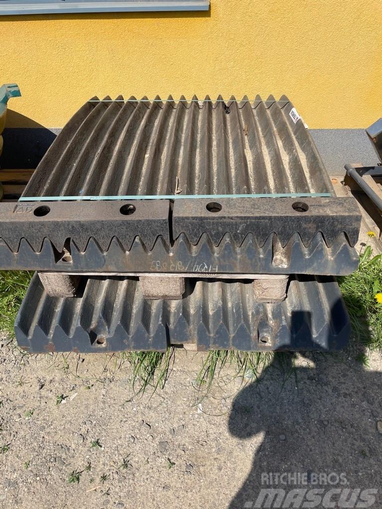 Pegson 1165 crusher jaw plate set(or Finlay J1170) Knusere