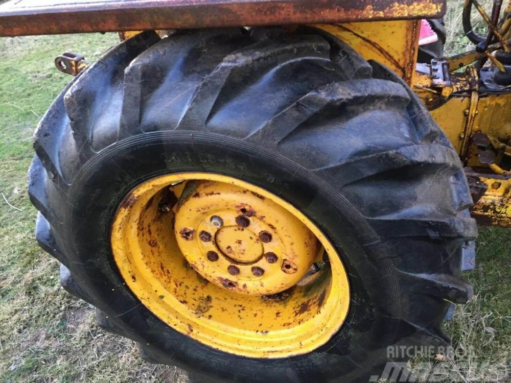 Massey Ferguson 135 Loader tractor £1750 Andre komponenter