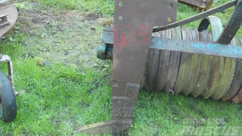  Mole plough / subsoiler - £480 Vanlige ploger