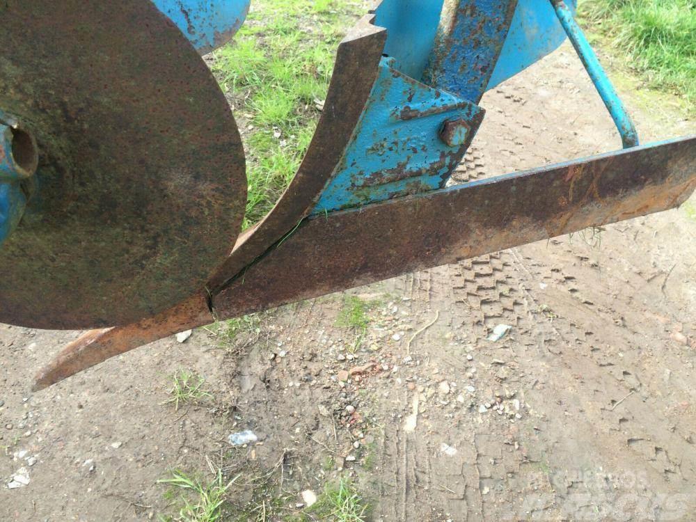  Two furrow plough £475 Vanlige ploger