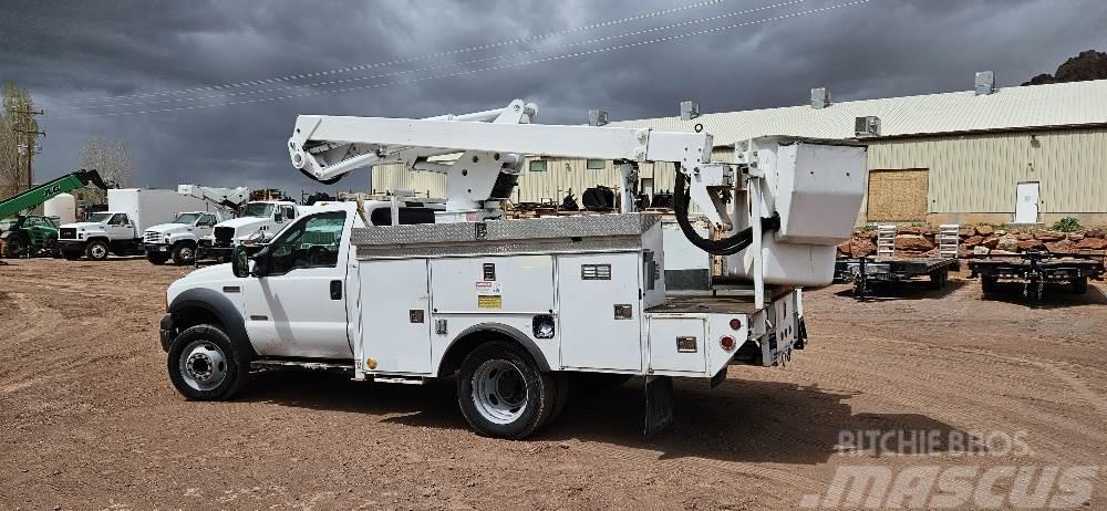 Ford Bucket Truck F550 Annet