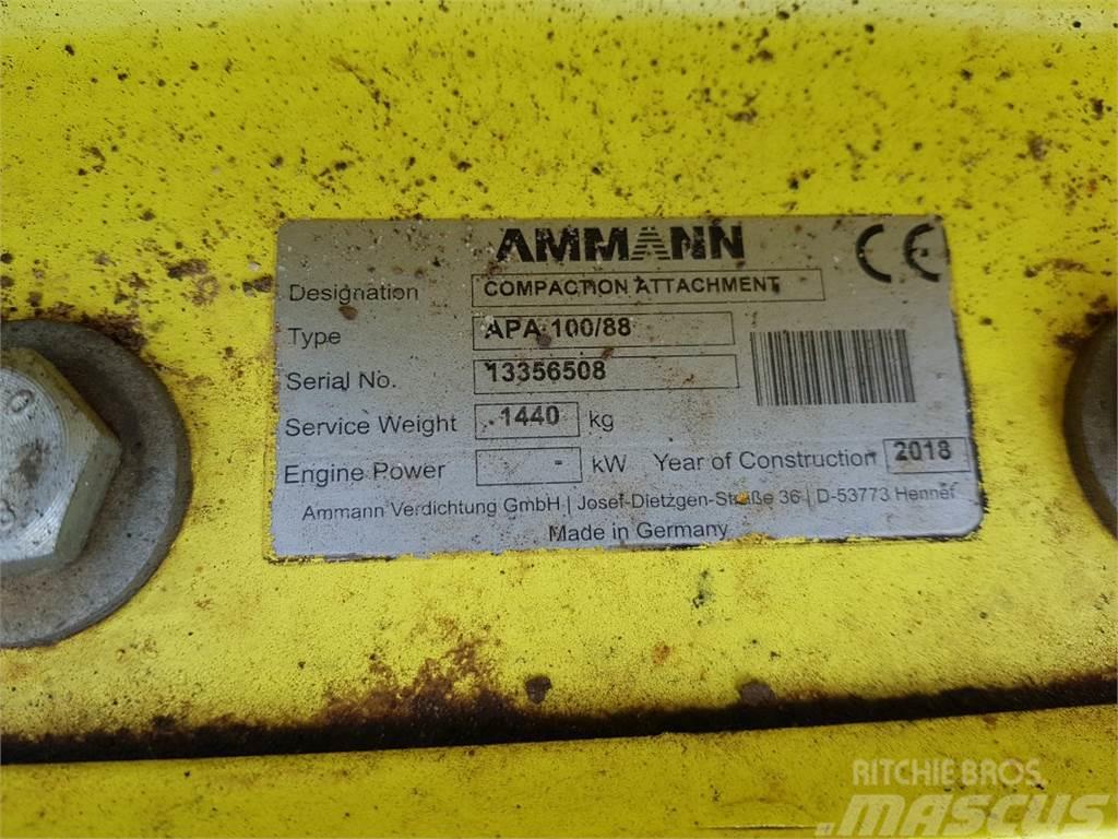 Ammann Anbauverdichter APA100-88 vibratorer