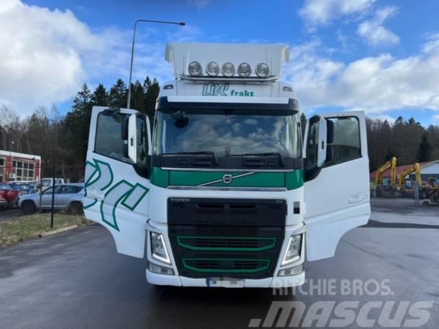 Volvo FH13 540 6x2 Chassis