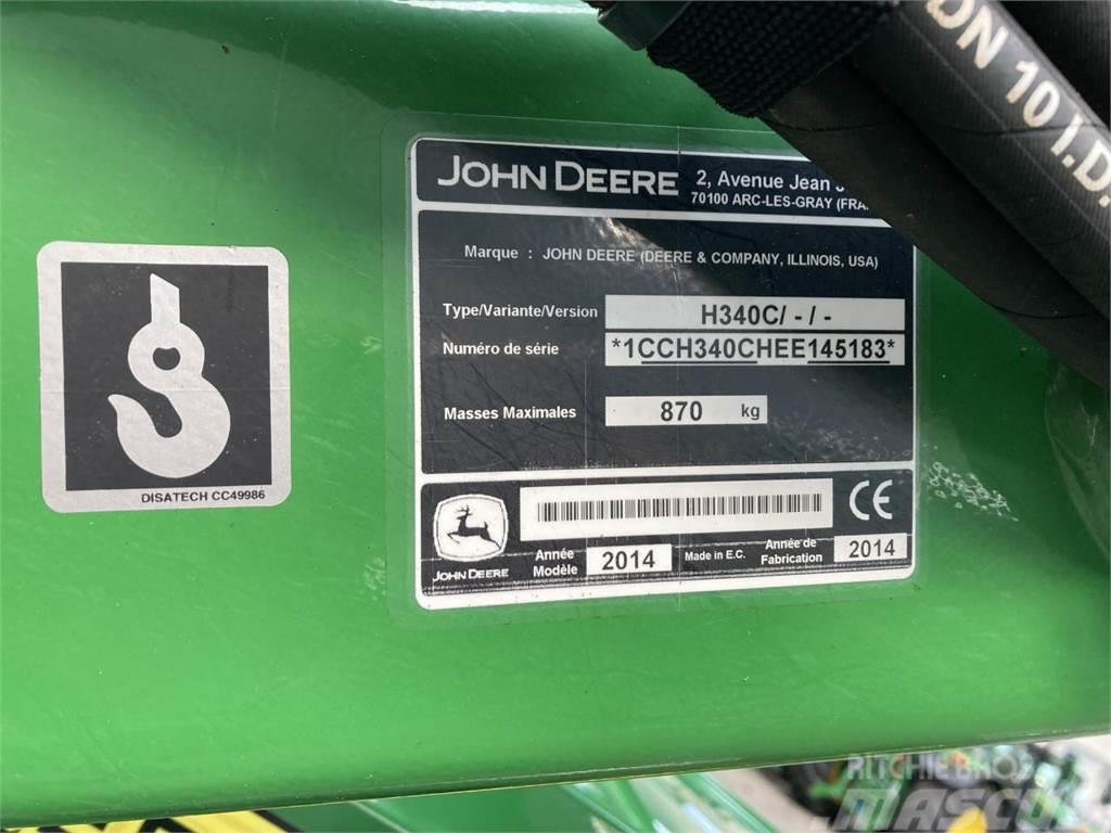 John Deere 6100RC Traktorer