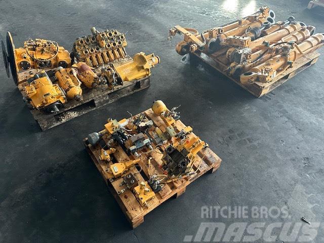 Liebherr A 902 Litronic HYDRAULIC PARTS COMPLET Hjulgravere