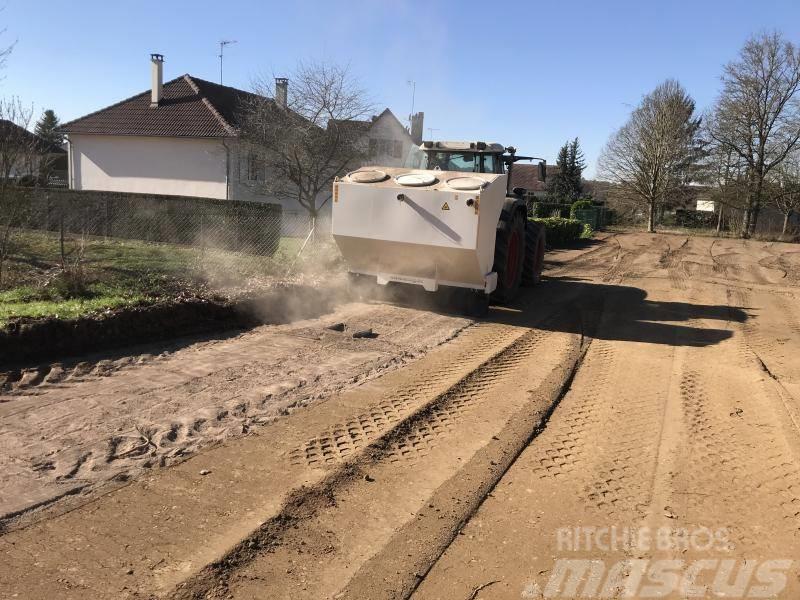  amag Bindemittelstreuer 5 m³ Heckanbau Traktor Asfalt resirkulering