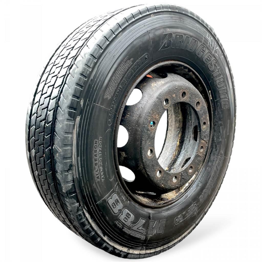 Bridgestone 4-series 124 Dekk, hjul og felger