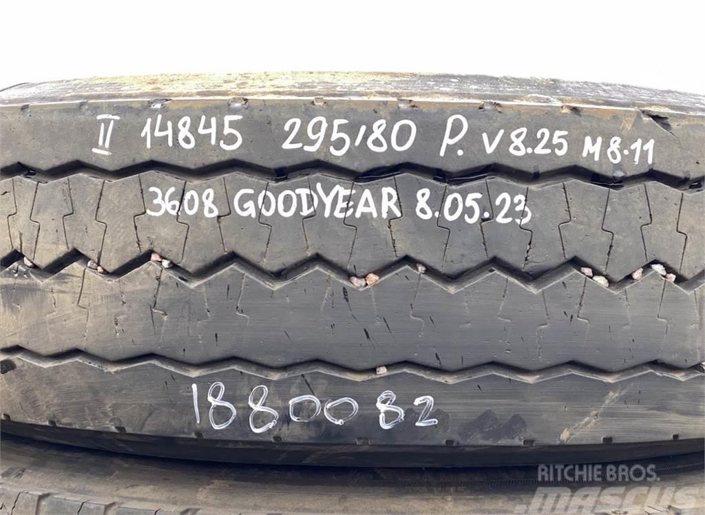 Goodyear B12B Dekk, hjul og felger
