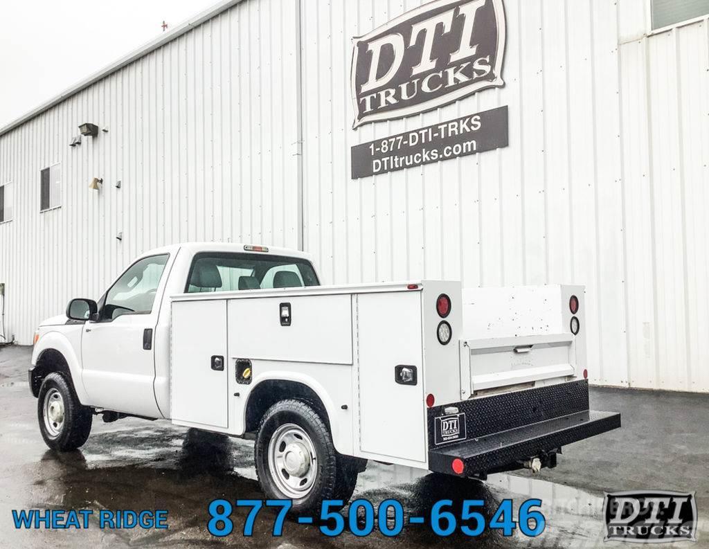 Ford F250 Service/Utility Truck, Gasoline, Auto, Four W Bergingsbiler