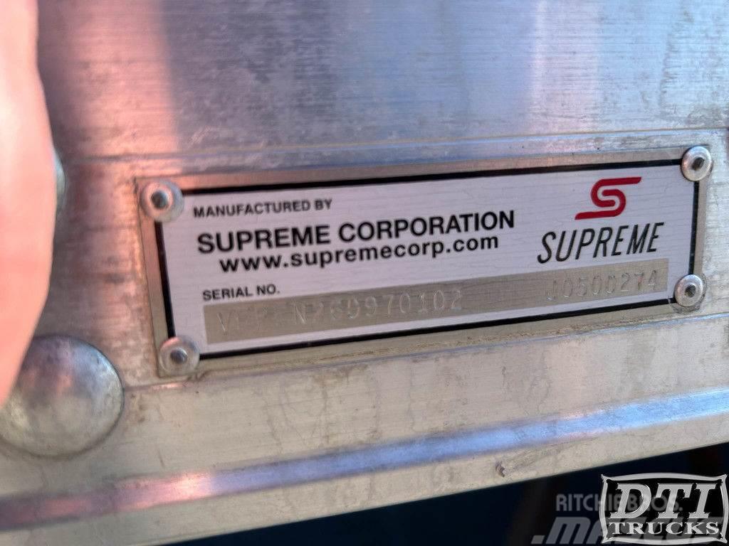 Supreme 26'L 102'W 97H Skap
