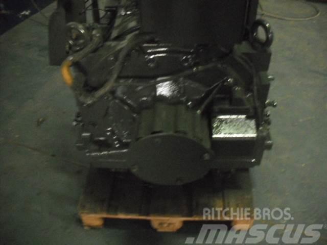 Komatsu HD605-7 gearbox Transmission Tipptrucker