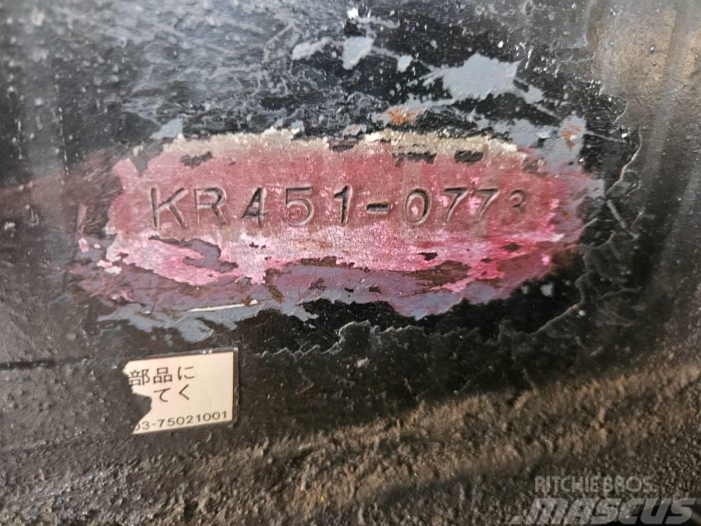 Kato KR 45-1 Røff terreng kraner