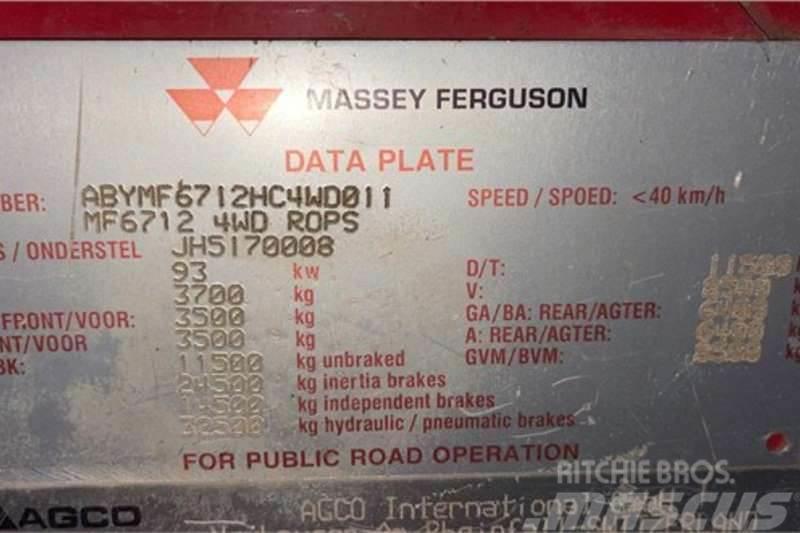 Massey Ferguson 6712 Traktorer