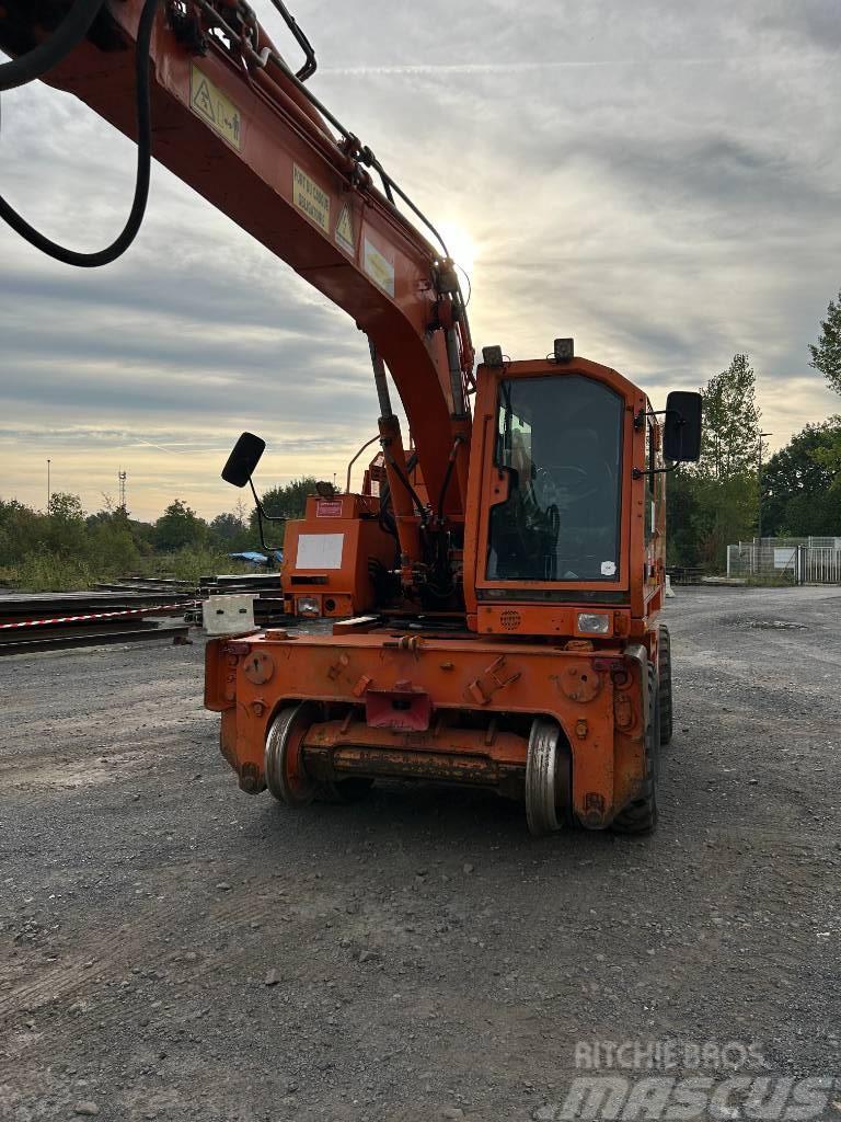 CASE 788 Rail Road excavator Vedlikeholdsmaskiner til Jernbane