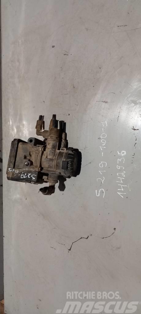 Scania R420 1442936 EBS valve Girkasser
