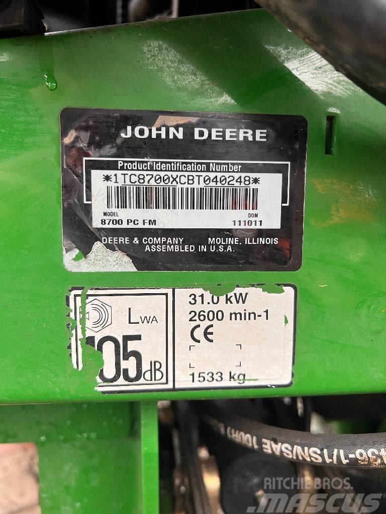 John Deere 8700 Fairway klippere