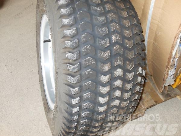 Bridgestone 29/12,00-15 Dekk, hjul og felger