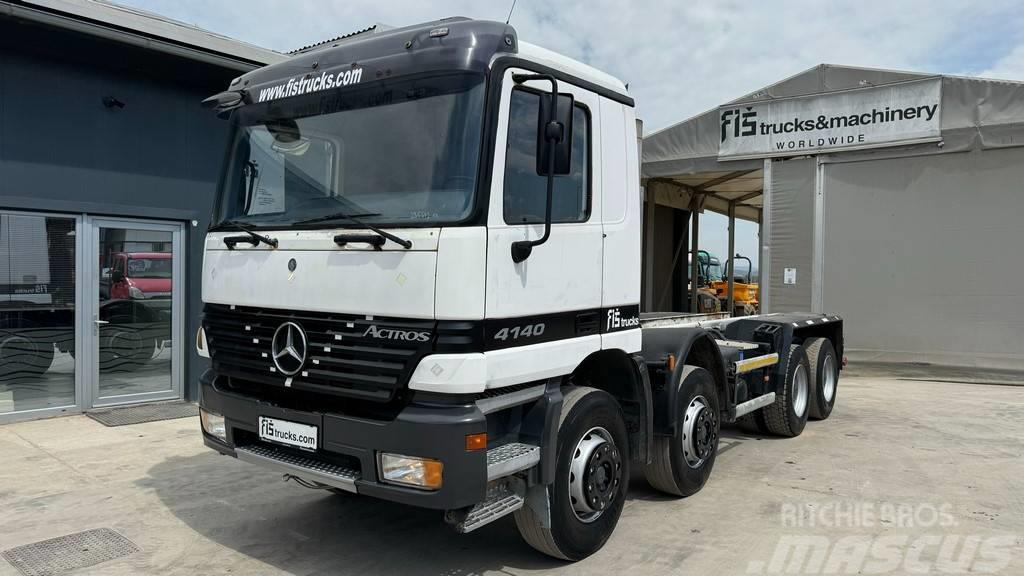 Mercedes-Benz ACTROS 4140 8X4 chassis - big axle Chassis