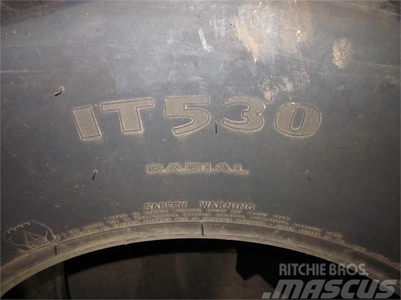 Goodyear 500/70x28 Dekk, hjul og felger